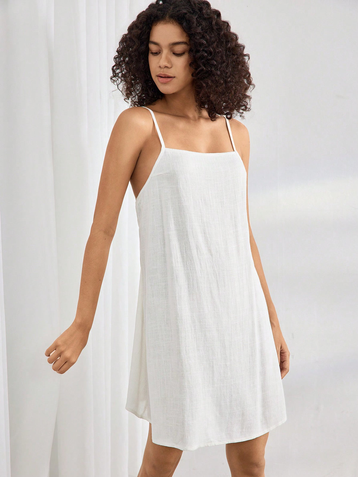 SHEIN Leisure Women Solid Color Backless Camisole Nightgown